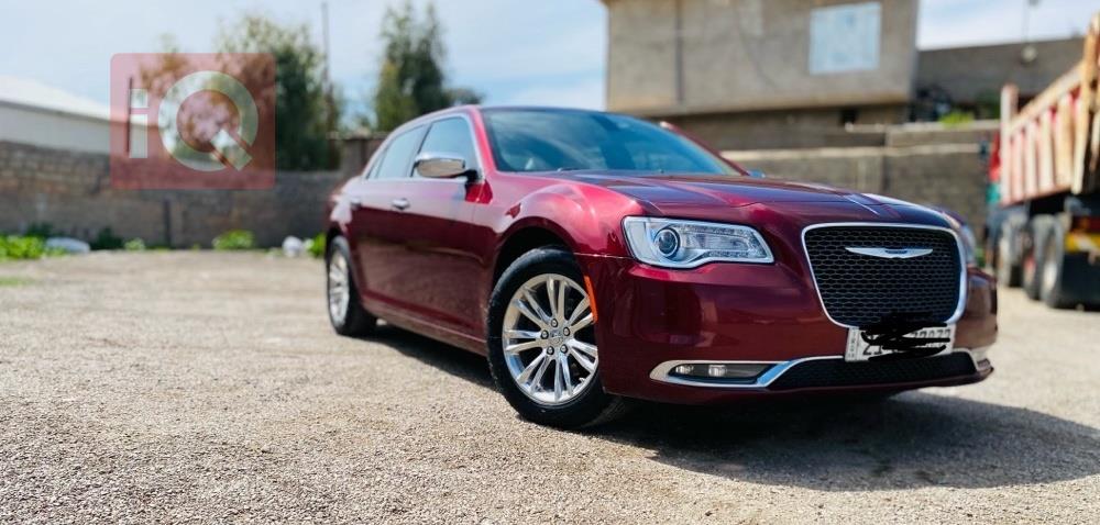 كرايسلر 300